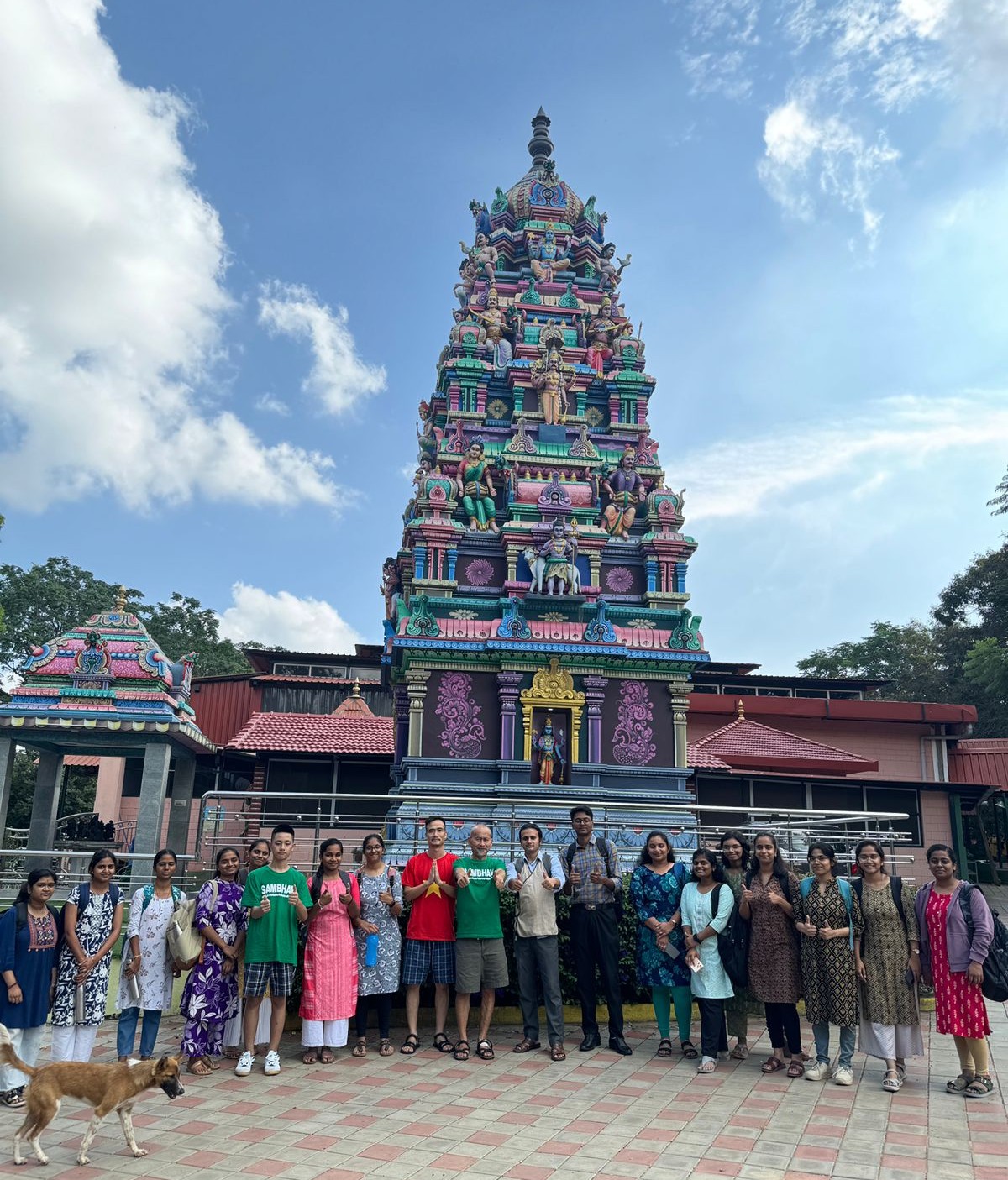 Giao hòa Yoga & Năng lượng Việt tại Đại học S-VYASA, Bangalore